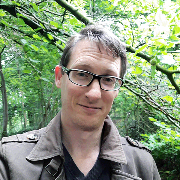 Photograph of Tom Cairns, owner of Be Happier Hypnotherapy